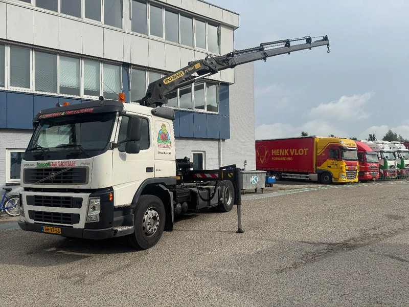 Volvo FM 340 4X2 EURO 3 PALFINGER PK16000 + REMOTE CONTROL - Camion con gru: foto 2 Volvo FM 340 4X2 EURO 3 PALFINGER PK16000 + REMOTE CONTROL - Camion con gru: foto 2