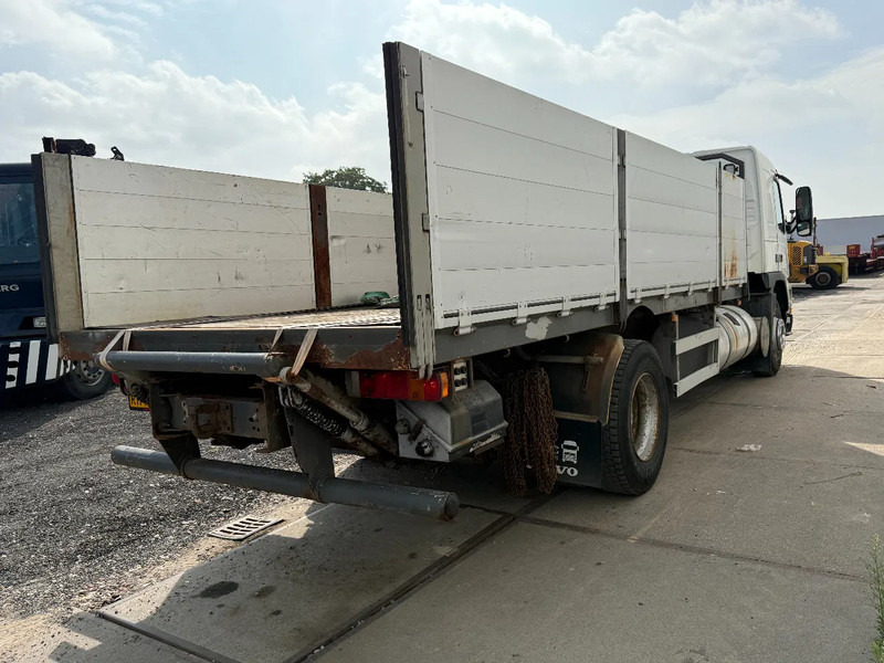 Volvo FM 7.290 4X2 - EURO 2 + MANUAL GEARBOX - Autocarro con pianale/ Cassone fisso: foto 4 Volvo FM 7.290 4X2 - EURO 2 + MANUAL GEARBOX - Autocarro con pianale/ Cassone fisso: foto 4
