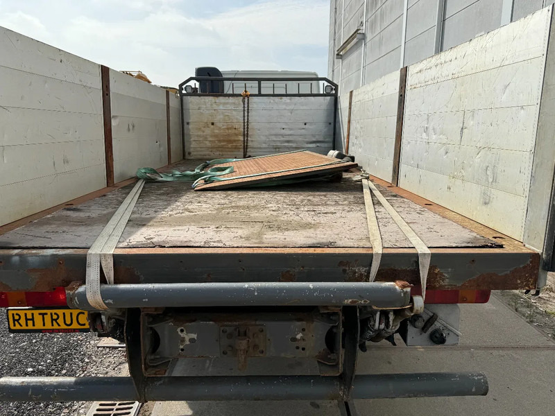 Volvo FM 7.290 4X2 - EURO 2 + MANUAL GEARBOX - Autocarro con pianale/ Cassone fisso: foto 5 Volvo FM 7.290 4X2 - EURO 2 + MANUAL GEARBOX - Autocarro con pianale/ Cassone fisso: foto 5