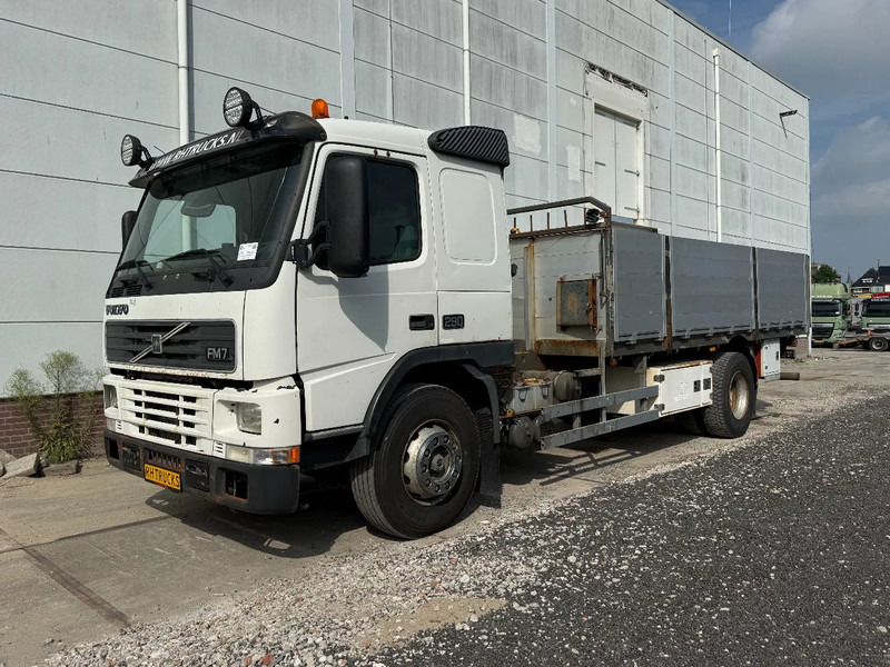Volvo FM 7.290 4X2 - EURO 2 + MANUAL GEARBOX - Autocarro con pianale/ Cassone fisso: foto 1 Volvo FM 7.290 4X2 - EURO 2 + MANUAL GEARBOX - Autocarro con pianale/ Cassone fisso: foto 1