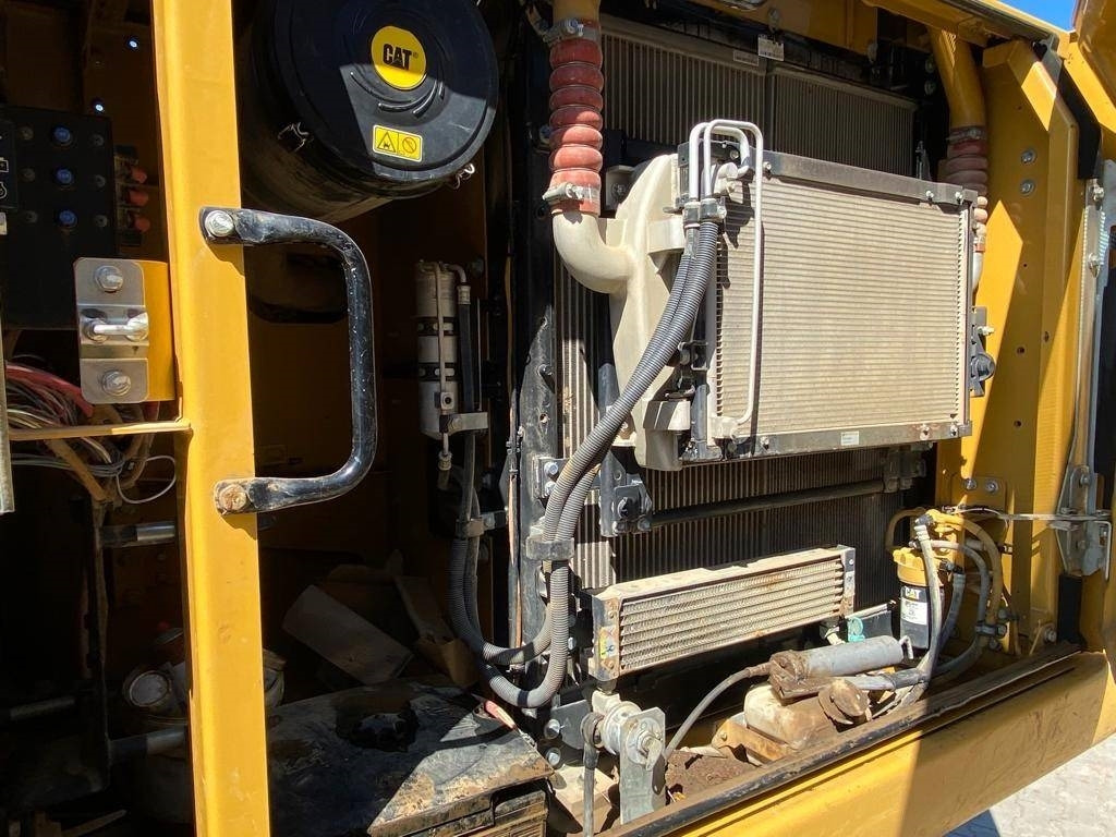 Escavatore cingolato CAT 323 E: foto 12