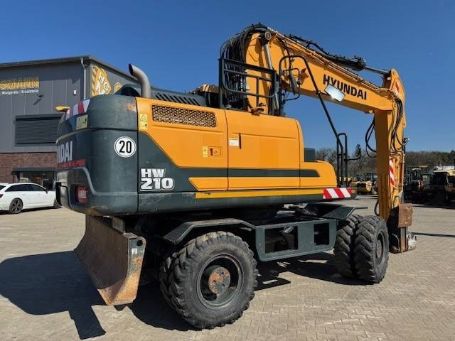 Escavatore gommato Hyundai HW 210: foto 7
