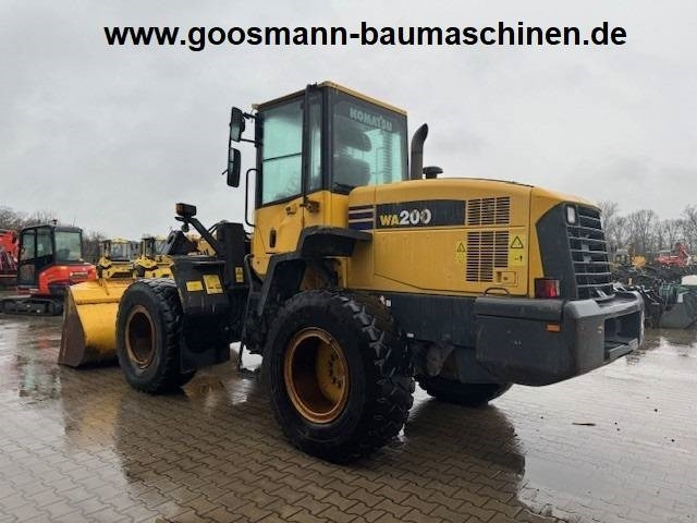 Komatsu WA 200 - Pala gommata: foto 2 Komatsu WA 200 - Pala gommata: foto 2