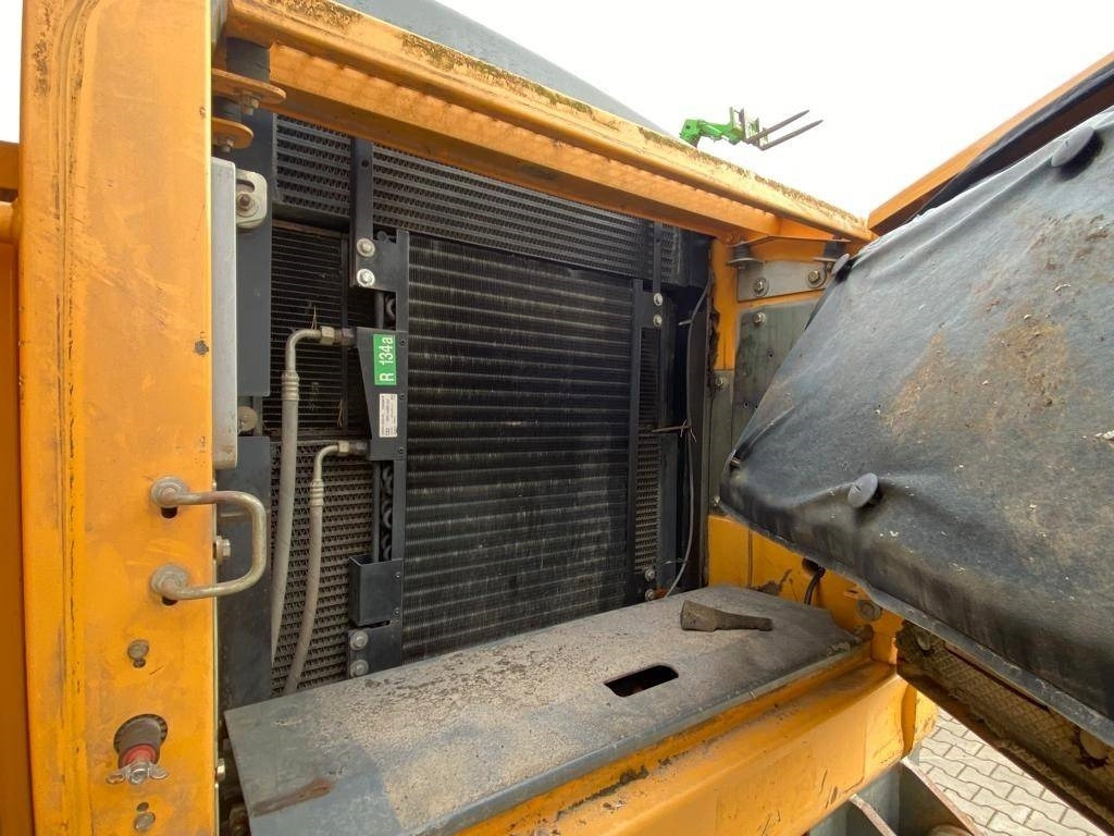 LIEBHERR A 900 C Lit. - Escavatore gommato: foto 5 LIEBHERR A 900 C Lit. - Escavatore gommato: foto 5