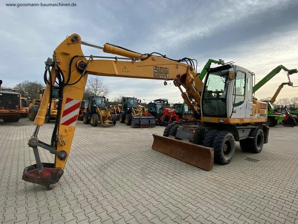 Liebherr A 900 C Litronic - Escavatore gommato: foto 1 Liebherr A 900 C Litronic - Escavatore gommato: foto 1