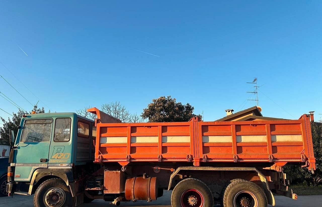 - Autocarro ribaltabile: foto 5 - Autocarro ribaltabile: foto 5