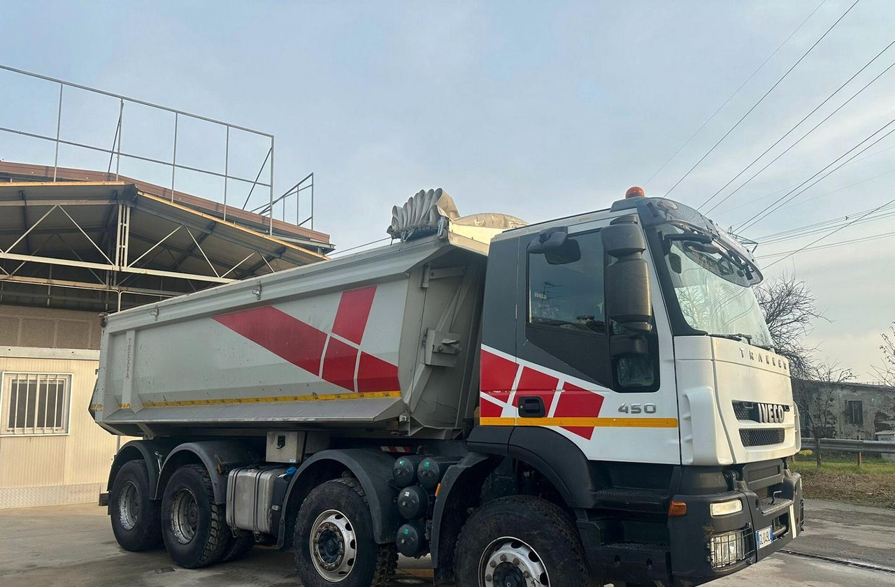 Iveco Trakker 450 euro 5 - Autocarro ribaltabile: foto 3 Iveco Trakker 450 euro 5 - Autocarro ribaltabile: foto 3