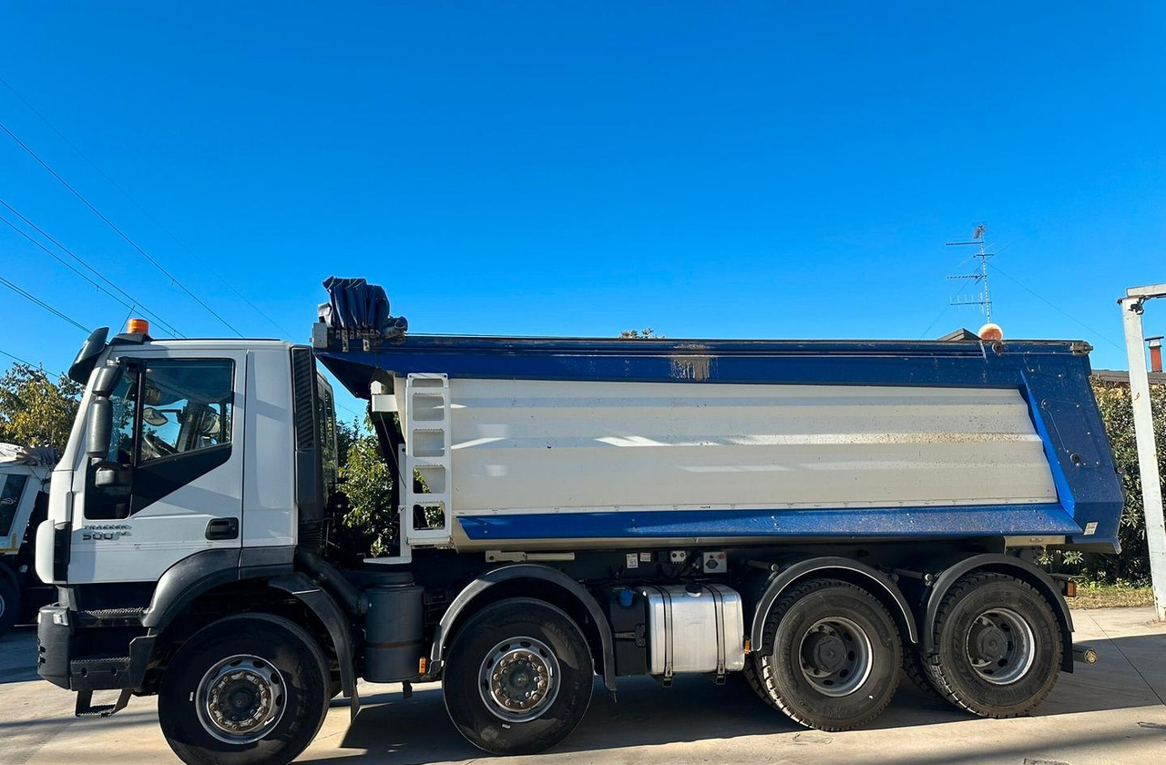 Iveco Trakker 500 anno 2020 - Autocarro ribaltabile: foto 4 Iveco Trakker 500 anno 2020 - Autocarro ribaltabile: foto 4