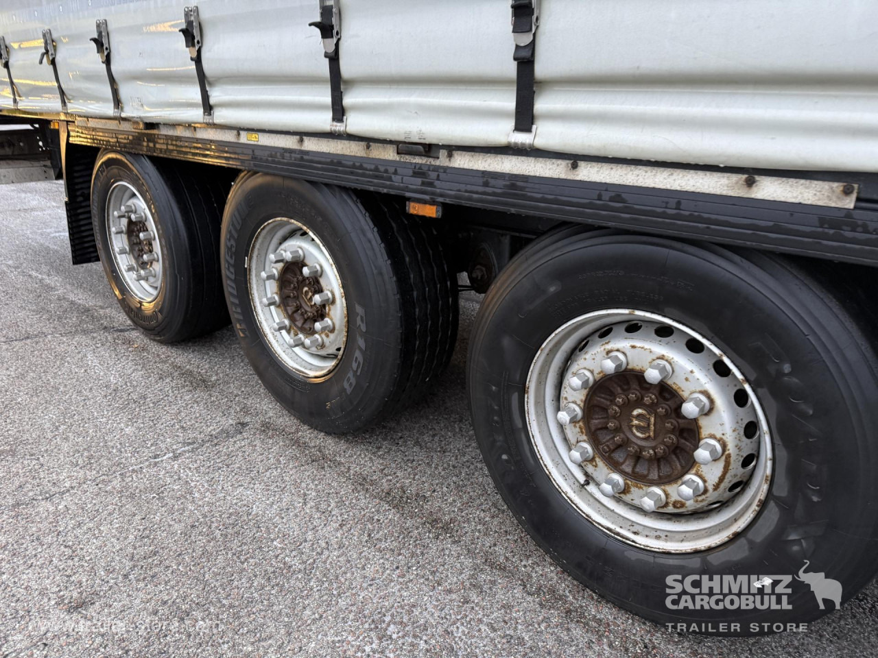 Semirimorchio centinato KRONE Curtainsider Standard: foto 6 Semirimorchio centinato KRONE Curtainsider Standard: foto 6