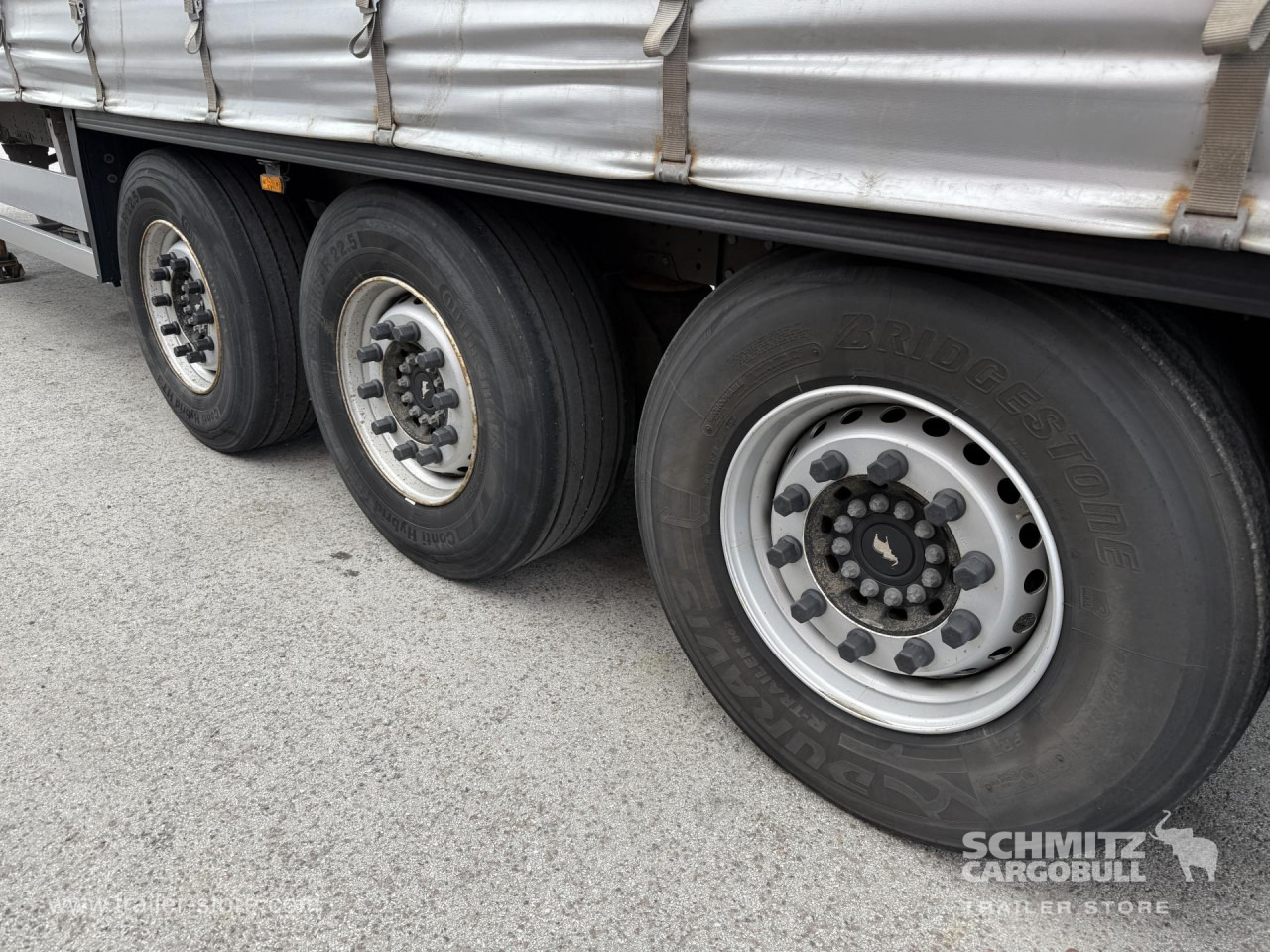 SCHMITZ Curtainsider Standard - Semirimorchio centinato: foto 3 SCHMITZ Curtainsider Standard - Semirimorchio centinato: foto 3