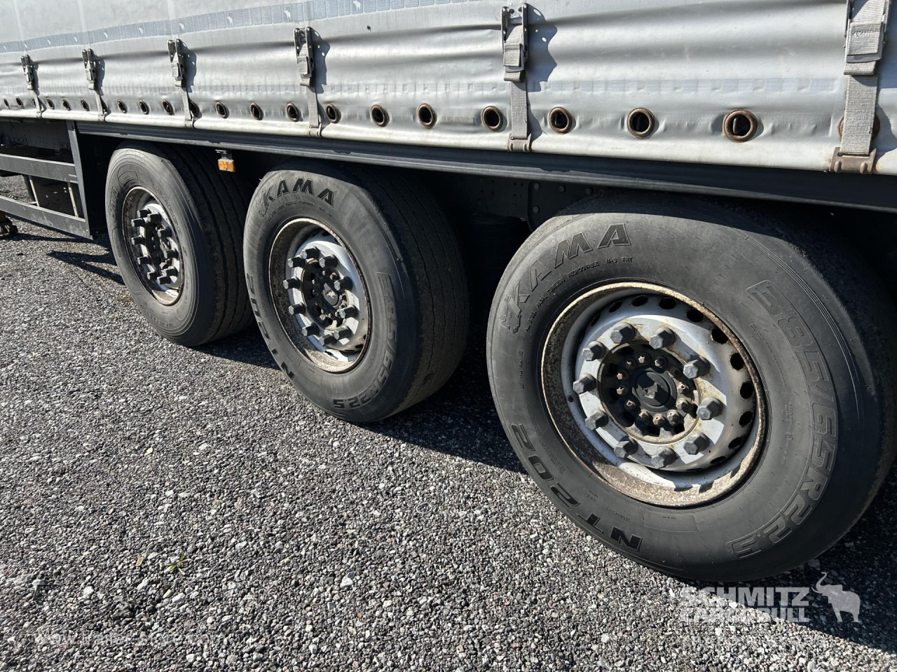 SCHMITZ Curtainsider Standard - Semirimorchio centinato: foto 5 SCHMITZ Curtainsider Standard - Semirimorchio centinato: foto 5