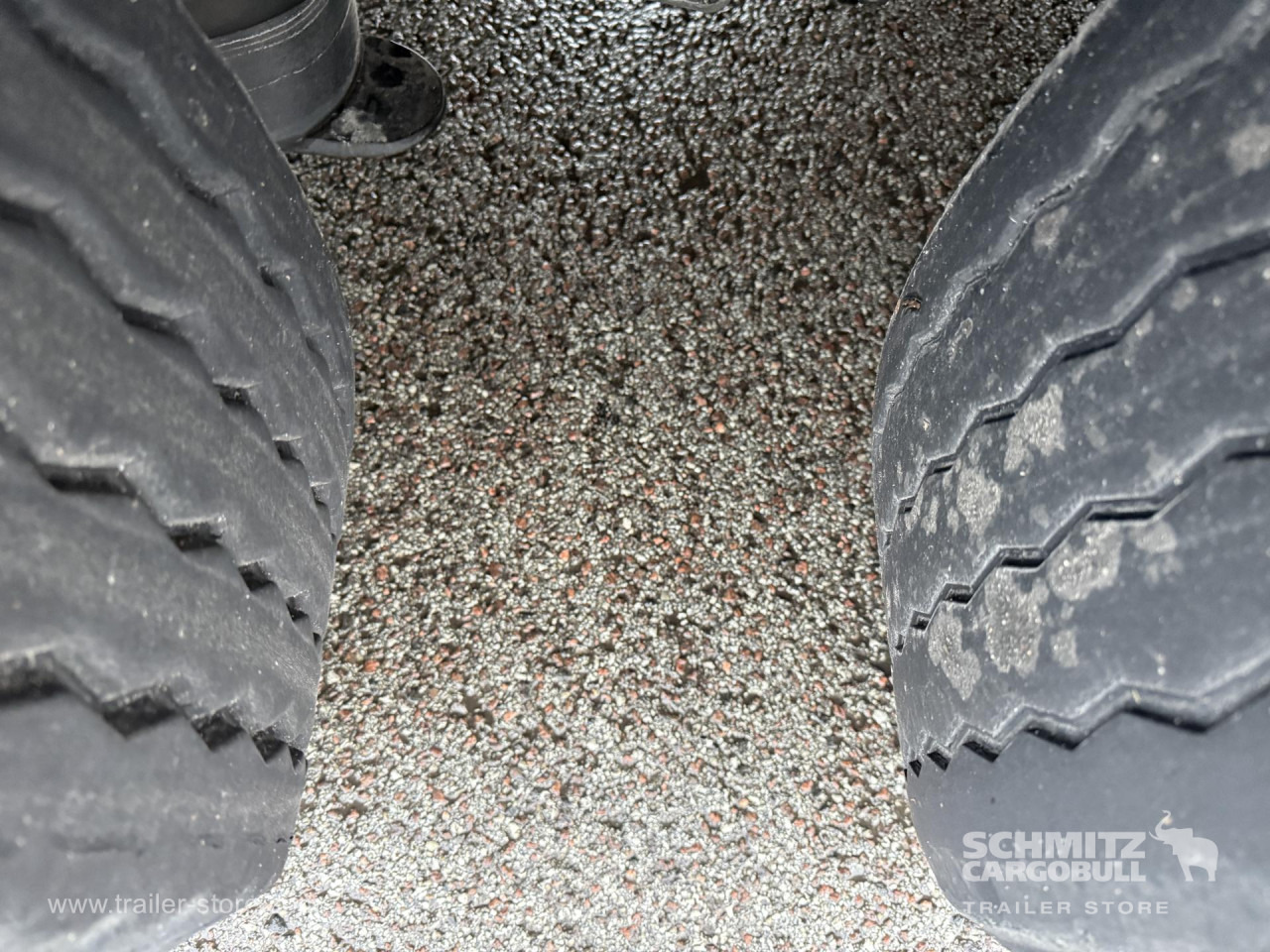 SCHMITZ Curtainsider Standard - Semirimorchio centinato: foto 4 SCHMITZ Curtainsider Standard - Semirimorchio centinato: foto 4