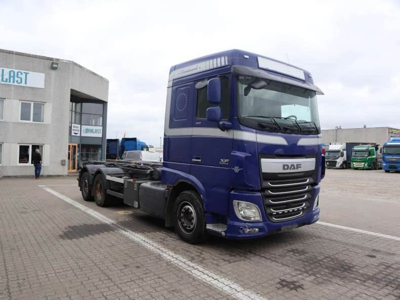 DAF XF 510 FAN EURO 6 - Camion con sistema di cavi: foto 2 DAF XF 510 FAN EURO 6 - Camion con sistema di cavi: foto 2