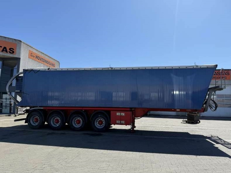 KEL-BERG Tipper w/blow & suction / Kipper mit Saug- & Blas - Semirimorchio ribaltabile: foto 2 KEL-BERG Tipper w/blow & suction / Kipper mit Saug- & Blas - Semirimorchio ribaltabile: foto 2