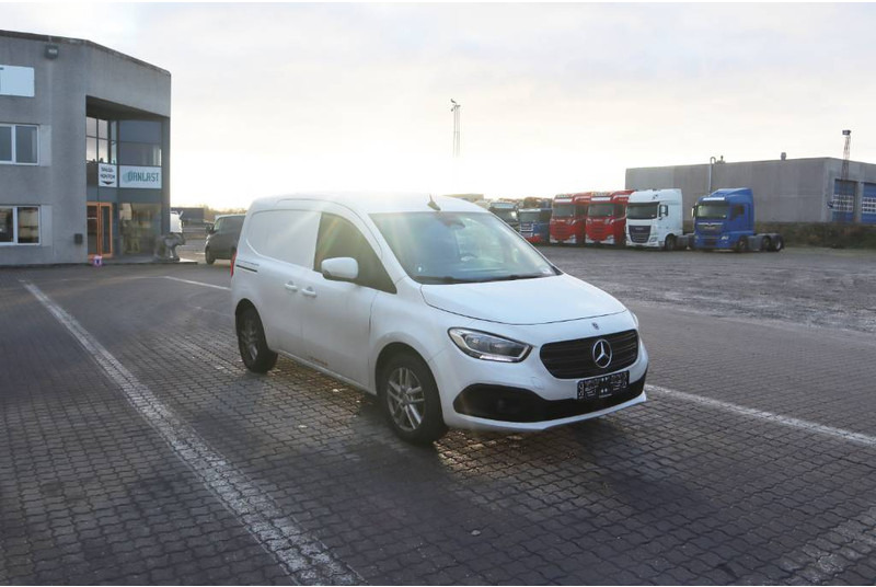 Mercedes-Benz Citan 110 CDI - Furgone box: foto 1 Mercedes-Benz Citan 110 CDI - Furgone box: foto 1