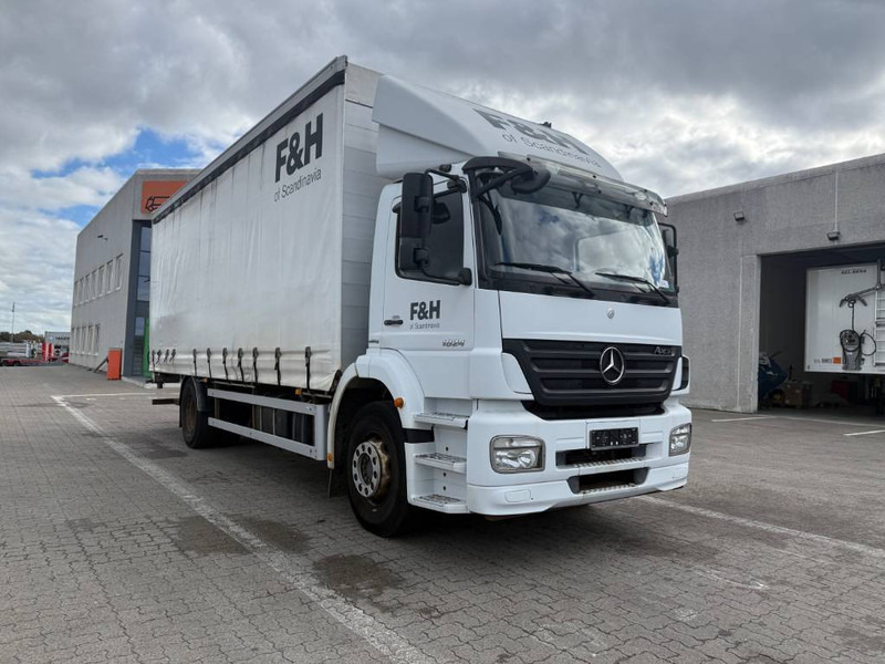 Mercedes-Benz Truck / Lastkraftwagen / Lastbil - Camion centinato: foto 1 Mercedes-Benz Truck / Lastkraftwagen / Lastbil - Camion centinato: foto 1