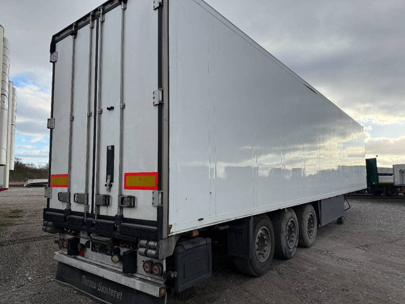 Schmitz Cargobull 3-axle 66pl. Vector1950MT Multitemp/Doppelkammer - Semirimorchio frigorifero: foto 4 Schmitz Cargobull 3-axle 66pl. Vector1950MT Multitemp/Doppelkammer - Semirimorchio frigorifero: foto 4