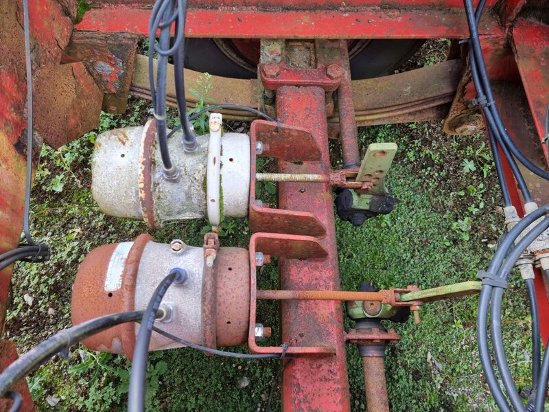 Giant 19.5 Inch - 10 Bolts - Assali e ricambi per Camion: foto 3 Giant 19.5 Inch - 10 Bolts - Assali e ricambi per Camion: foto 3