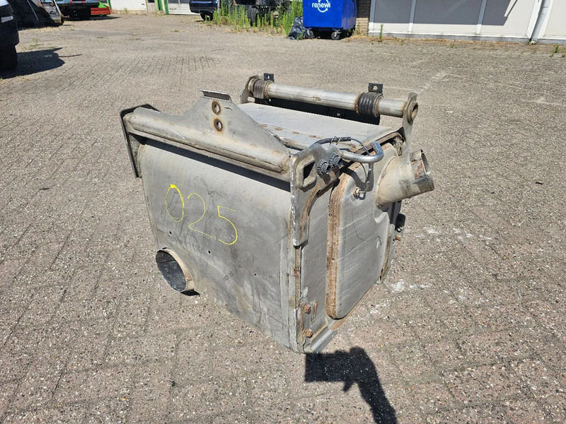 Mercedes-Benz Pure IV - Katalisator - A0044900414 - Serbatoio carburante per Camion: foto 1 Mercedes-Benz Pure IV - Katalisator - A0044900414 - Serbatoio carburante per Camion: foto 1