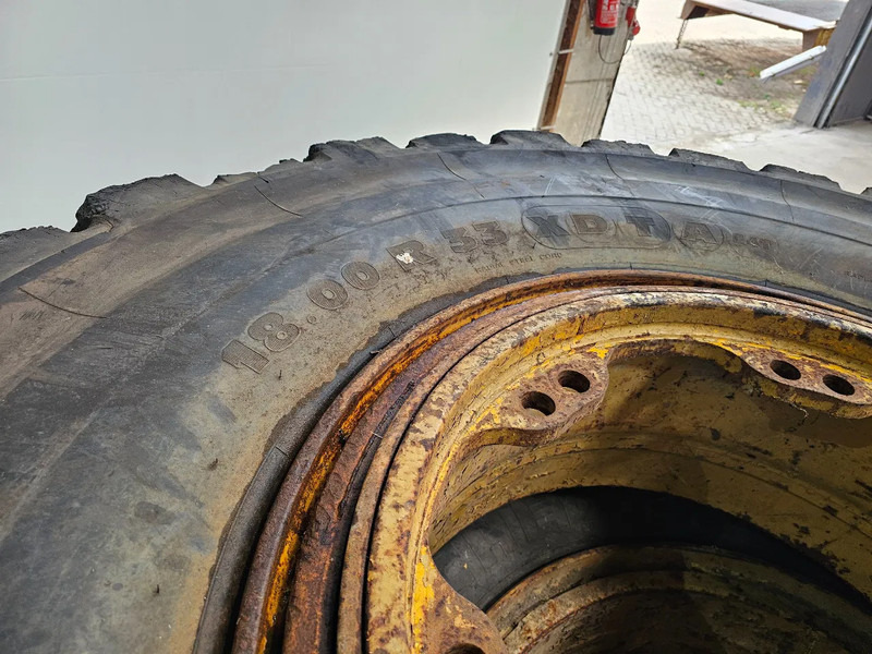 Michelin 18.00 R33 - Pneumatico per Camion: foto 5 Michelin 18.00 R33 - Pneumatico per Camion: foto 5