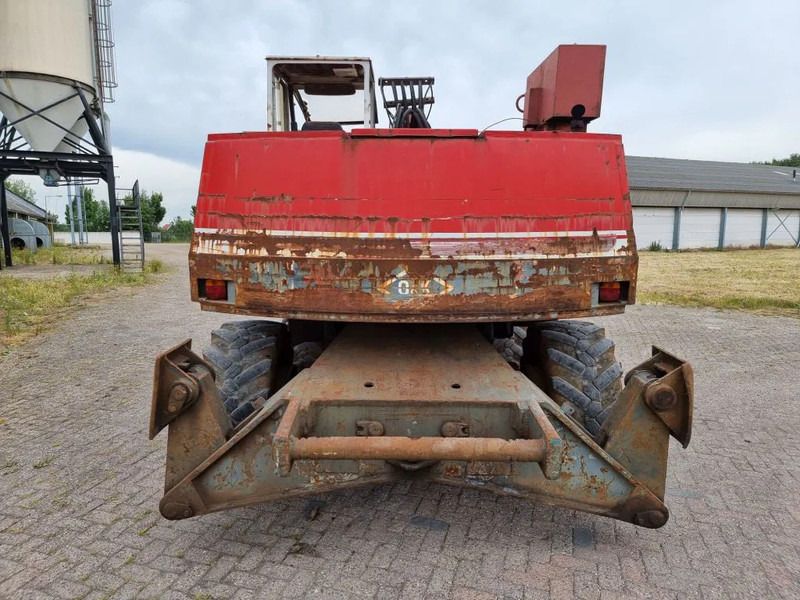 Escavatore gommato O & K MH6HD: foto 7 Escavatore gommato O & K MH6HD: foto 7