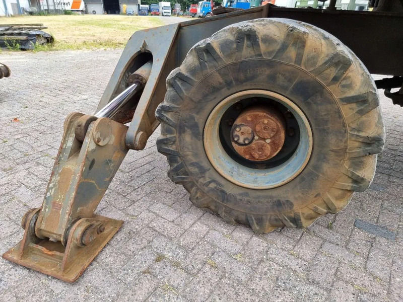 Escavatore gommato O & K MH6HD: foto 19 Escavatore gommato O & K MH6HD: foto 19