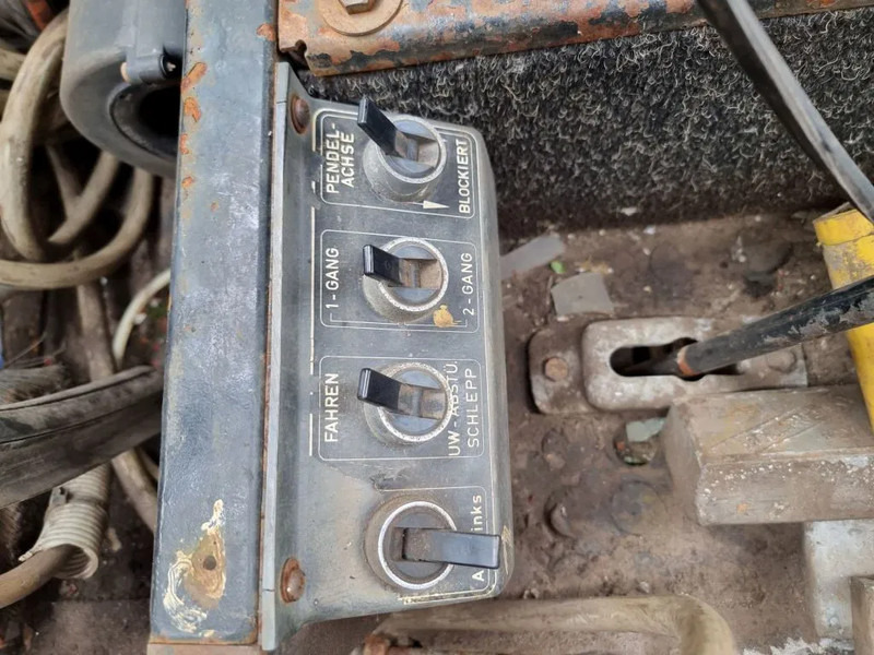 Escavatore gommato O & K MH6HD: foto 12 Escavatore gommato O & K MH6HD: foto 12