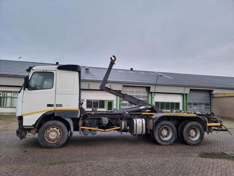 Volvo FH 12.420 6x4 - Manual Gear - STEEL/STEEL - Big Axles - PTO - Autocarro ribaltabile: foto 1 Volvo FH 12.420 6x4 - Manual Gear - STEEL/STEEL - Big Axles - PTO - Autocarro ribaltabile: foto 1