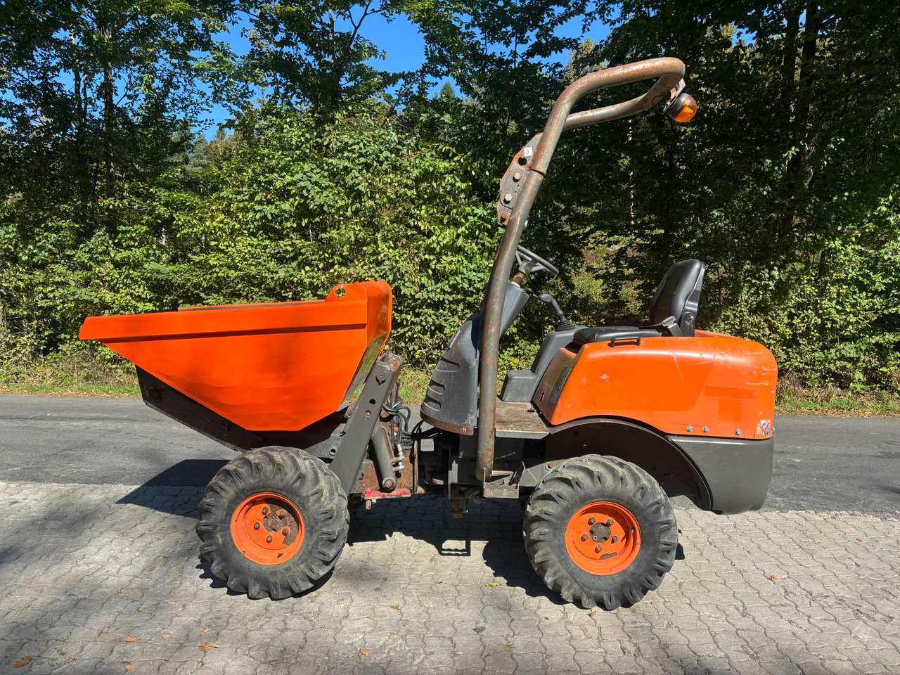 AUSA D100 AHA - Dumper articolato: foto 1 AUSA D100 AHA - Dumper articolato: foto 1