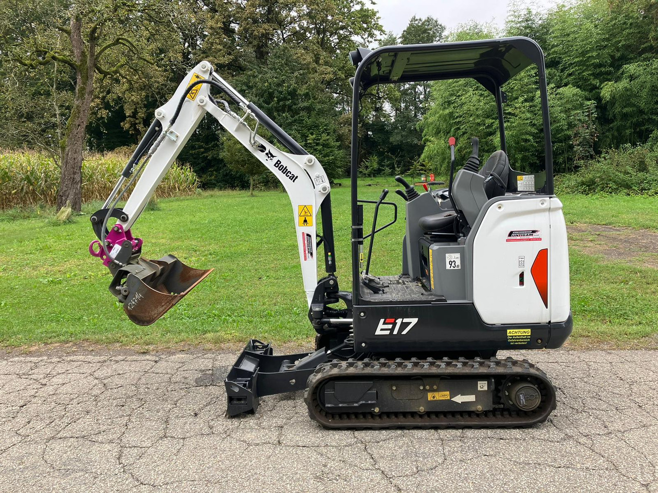 BOBCAT E17 - Miniescavatore: foto 1 BOBCAT E17 - Miniescavatore: foto 1