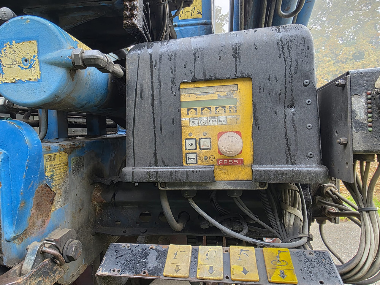 IVECO Stralis AD mit Fassi F210A.25 - Camion con gru: foto 5 IVECO Stralis AD mit Fassi F210A.25 - Camion con gru: foto 5