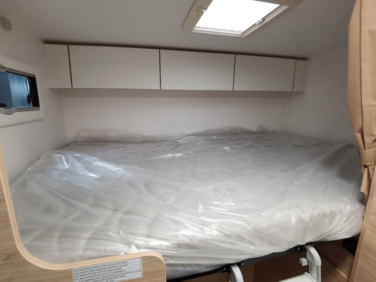 Camper mansardato Chausson C 514 / 140PS / ARCTIC & ZUBEHÖR - PAKET / 5.99M: foto 19 Camper mansardato Chausson C 514 / 140PS / ARCTIC & ZUBEHÖR - PAKET / 5.99M: foto 19