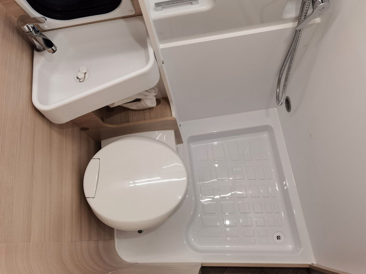 Furgonato Chausson V697 FIRST LINE / - 2025- / 140PS / EINZELBETTEN: foto 19