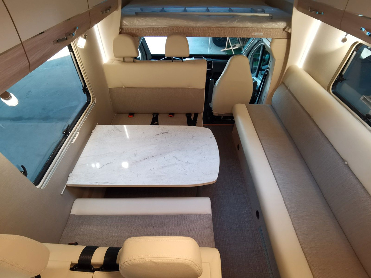 Camper mansardato Eura Mobil ACTIVA ONE 630 LS / -2025- / 140PS / RAUMWUNDER: foto 15
