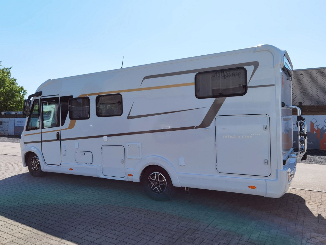 Eura Mobil INTEGRA LINE 720 EF / 180PS-9G 40H /EINZELBETTEN - Motorhome: foto 5 Eura Mobil INTEGRA LINE 720 EF / 180PS-9G 40H /EINZELBETTEN - Motorhome: foto 5