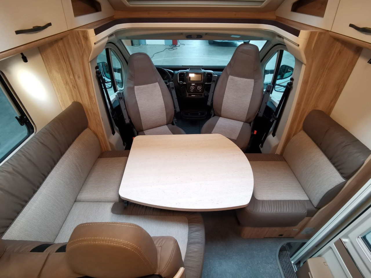 Camper profilato Eura Mobil PROFILA T 695 EB / MODELL 2026 / EINZELBETTEN: foto 15 Camper profilato Eura Mobil PROFILA T 695 EB / MODELL 2026 / EINZELBETTEN: foto 15