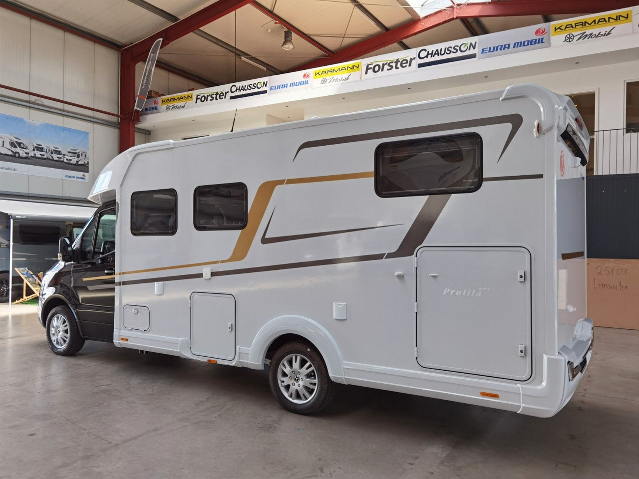 Eura Mobil PROFILA T 726 EB /-2025-/ MONDIAL PLUS & S-PAKET - Camper profilato: foto 5 Eura Mobil PROFILA T 726 EB /-2025-/ MONDIAL PLUS & S-PAKET - Camper profilato: foto 5