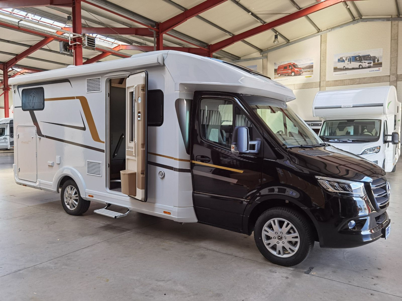 Camper profilato Eura Mobil PROFILA T 726 EF / -2025-/RAUMBAD & EINZELBETTEN: foto 11 Camper profilato Eura Mobil PROFILA T 726 EF / -2025-/RAUMBAD & EINZELBETTEN: foto 11