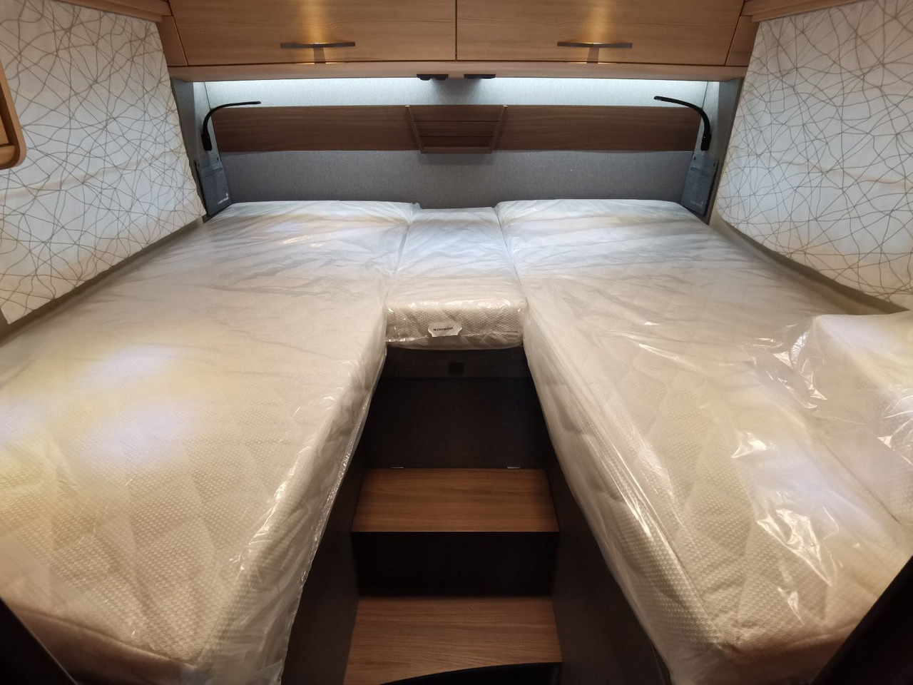 Camper profilato Eura Mobil PROFILA T 726 EF / -2025-/RAUMBAD & EINZELBETTEN: foto 21 Camper profilato Eura Mobil PROFILA T 726 EF / -2025-/RAUMBAD & EINZELBETTEN: foto 21