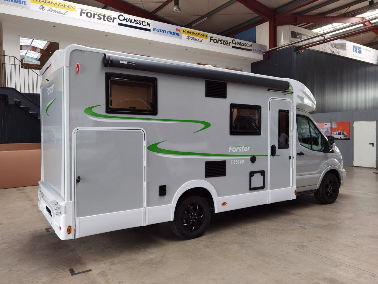 Forster T 669 EBN COUPÈ / -2025-/165PS/ SILVER - EDITION - Camper profilato: foto 4 Forster T 669 EBN COUPÈ / -2025-/165PS/ SILVER - EDITION - Camper profilato: foto 4