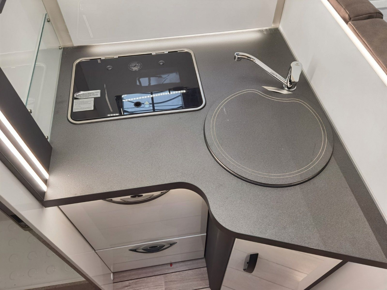 Camper profilato Forster T 745 EB /-2025-/ 140PS / EINZELBETTEN & RAUMBAD: foto 18 Camper profilato Forster T 745 EB /-2025-/ 140PS / EINZELBETTEN & RAUMBAD: foto 18