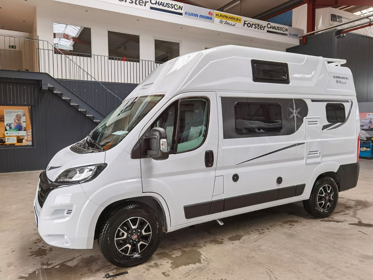 Leasing di  Karmann DEXTER 550 / 140PS / CONCEPT - PAKET & HUBBETT Karmann DEXTER 550 / 140PS / CONCEPT - PAKET & HUBBETT: foto 6