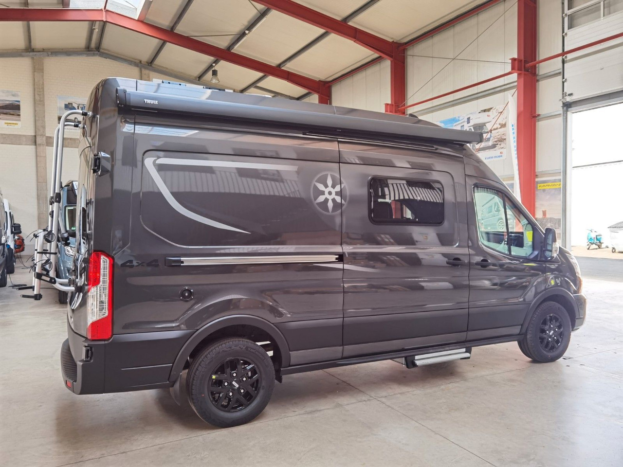 Karmann DEXTER 570 / 170 PS / 4x4/ ALU / SOLAR / MARKISE - Furgonato: foto 4 Karmann DEXTER 570 / 170 PS / 4x4/ ALU / SOLAR / MARKISE - Furgonato: foto 4