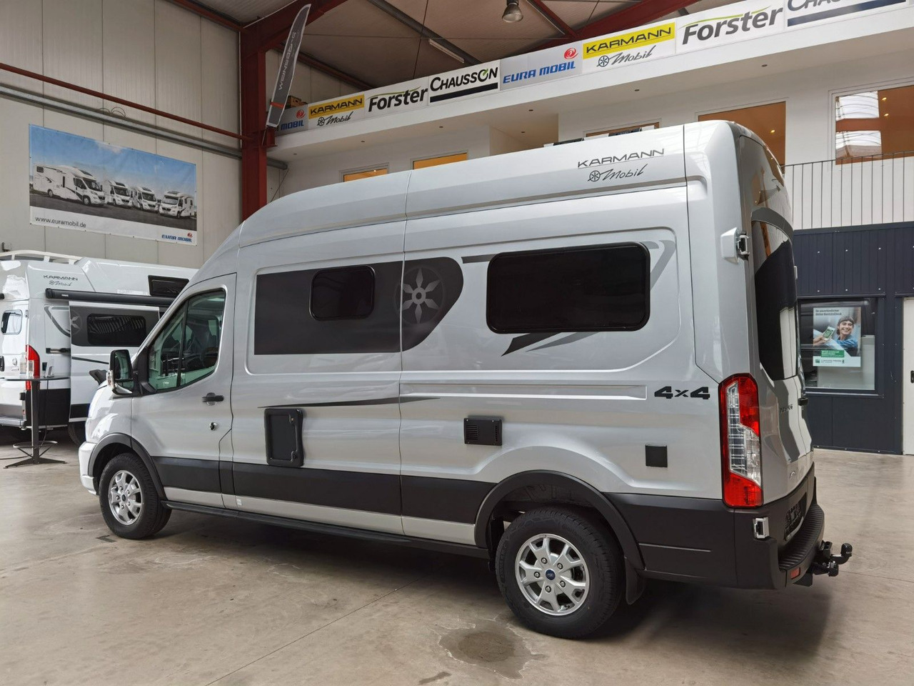 Karmann DEXTER 570 / 170PS-4x4 /SOLAR/ AHK/ EINZELBETTEN - Furgonato: foto 5 Karmann DEXTER 570 / 170PS-4x4 /SOLAR/ AHK/ EINZELBETTEN - Furgonato: foto 5