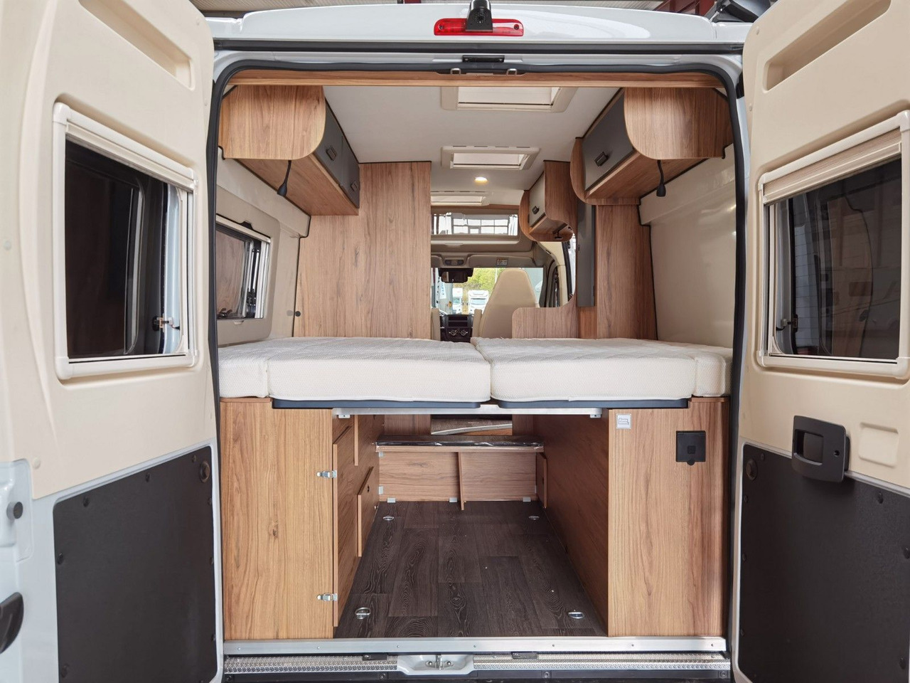 Furgonato Karmann DEXTER 600 / -2026- /8G.AUTOMATIK / EINZELBETTEN: foto 10
