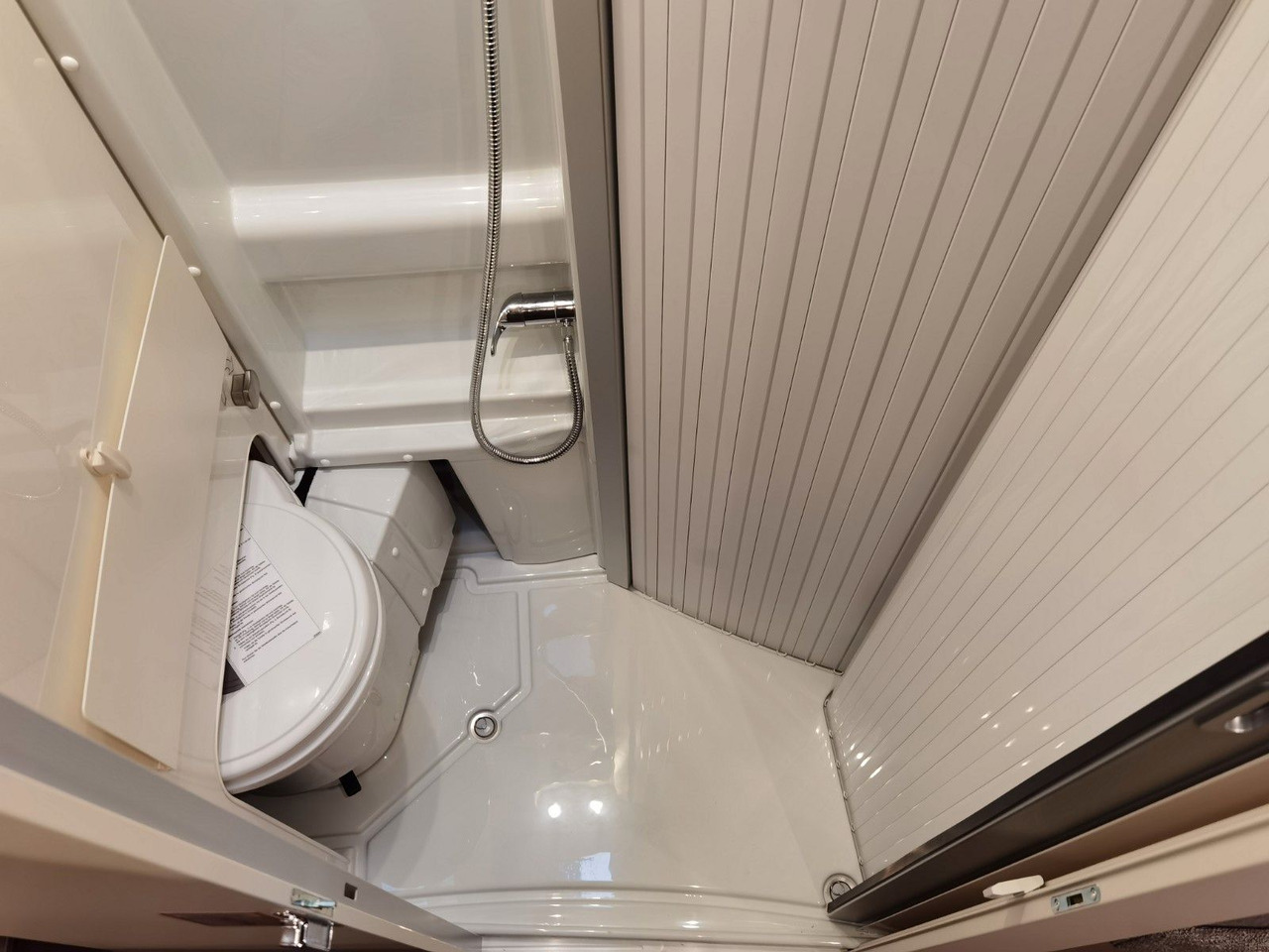 Furgonato Malibu VAN COMFORT GT - 640 LE / KLIMAAUTOMATIK / NAVI: foto 19