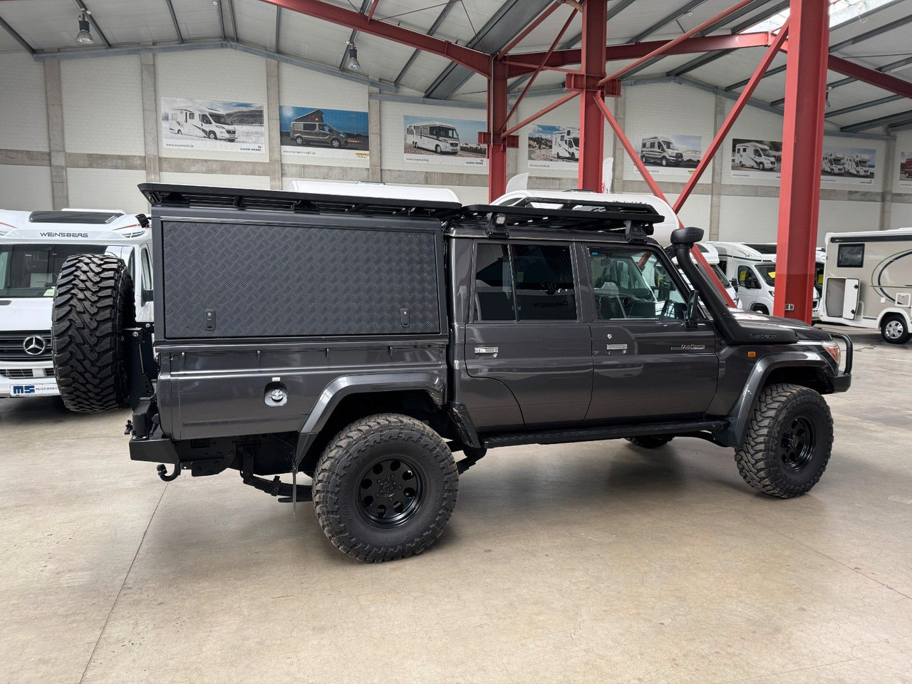 Toyota GRJ 79 DC - VX LIMITED / VIELE EXTRAS - SUV/ Fuoristrada: foto 3 Toyota GRJ 79 DC - VX LIMITED / VIELE EXTRAS - SUV/ Fuoristrada: foto 3