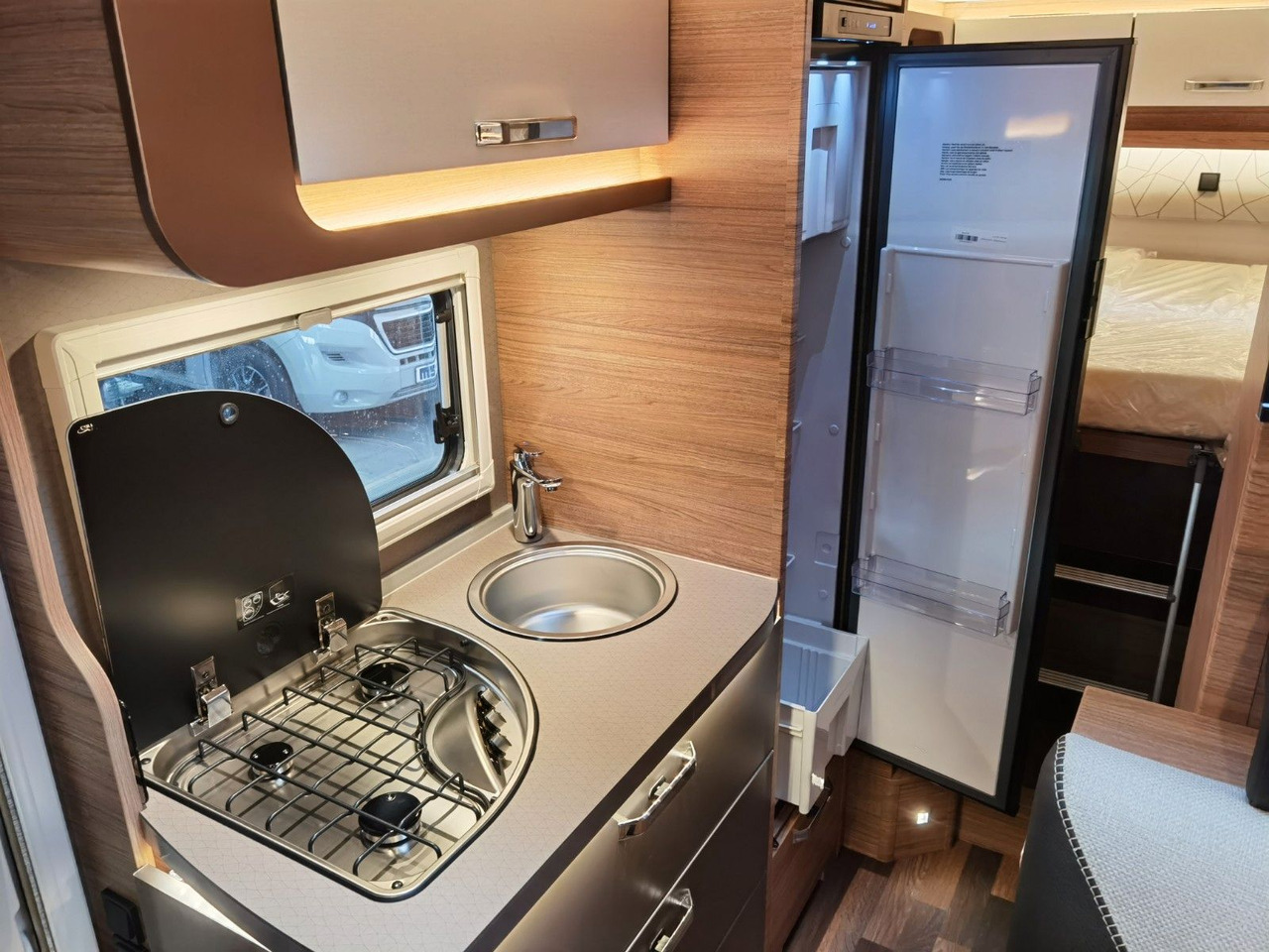 Leasing di  Weinsberg CARACOMPACT 600 MEG PEPPER / 8G. - AUTOMATIK Weinsberg CARACOMPACT 600 MEG PEPPER / 8G. - AUTOMATIK: foto 15