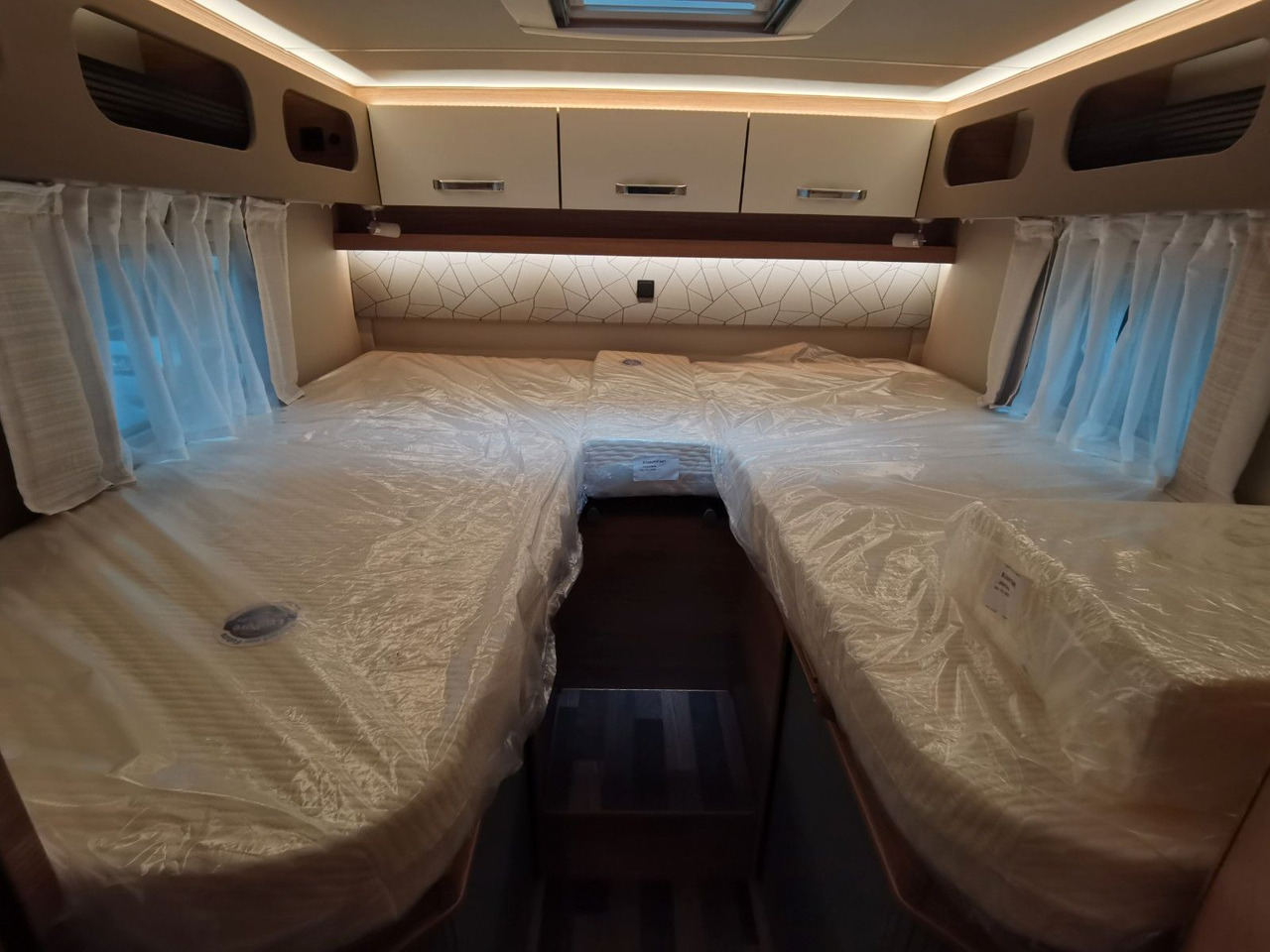 Camper profilato Weinsberg CARACOMPACT 600 MEG PEPPER / MODELL 2026: foto 19