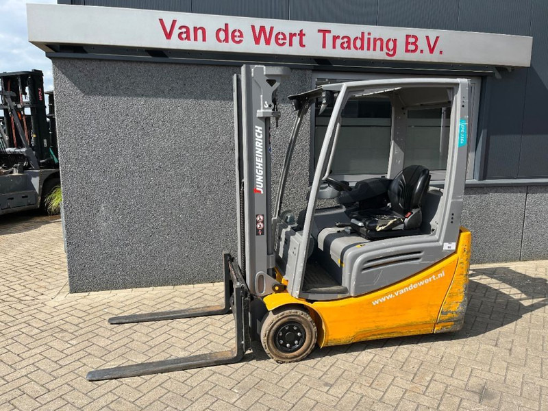Jungheinrich EFG 216 K - Carrello elevatore elettrico: foto 2 Jungheinrich EFG 216 K - Carrello elevatore elettrico: foto 2